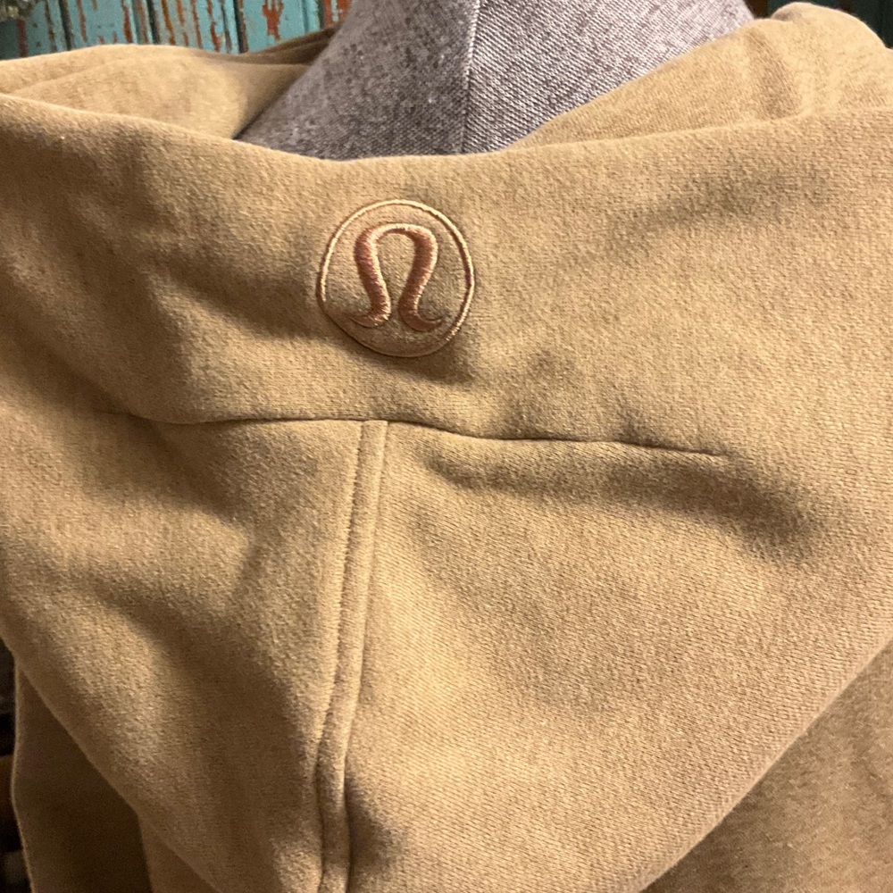 Lululemon half zip scuba hoodie